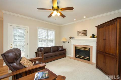103 Serence Ct, Cary, NC 27518 photo 5