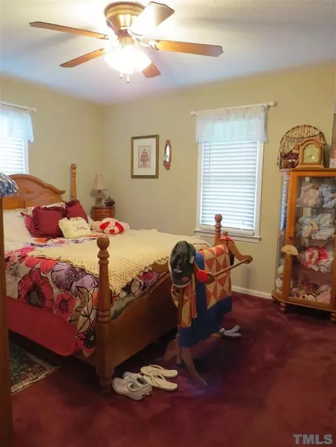 8092 Nc 27 Hwy, Coats, NC 27521 photo 9