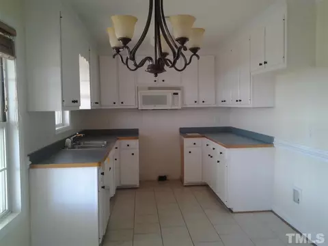 32 Lilly Ct, Angier, NC 27501 photo 6