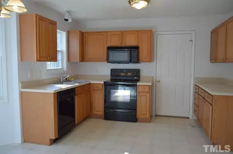 1004 Open Field Dr, Garner, NC 27529 photo 9