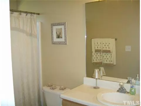 3107 Trinness Dr, Durham, NC 27707 photo 5