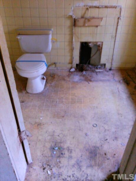 1102 Lowry Ave, Durham, NC 27701 photo 6