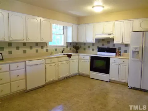 206 Park Ave, Smithfield, NC 27577 photo 6