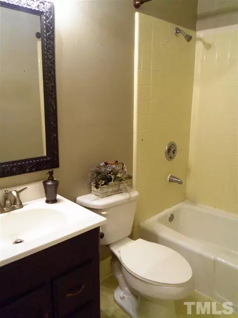206 Park Ave, Smithfield, NC 27577 photo 9