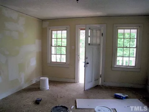 303 Dunstan Ave, Durham, NC 27707 photo 3