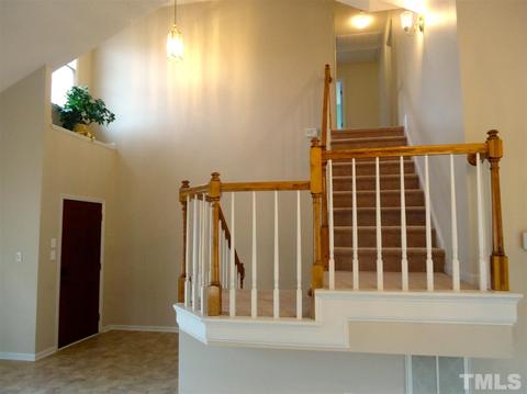102 Frohlich Dr, Cary, NC 27513 photo 6