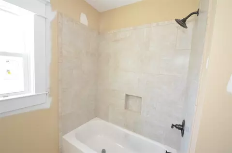 507 Gray Ave, Durham, NC 27701 photo 17