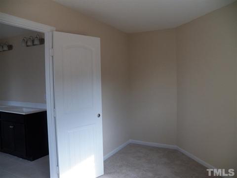 3415 Flat River Dr, Durham, NC 27703 photo 17