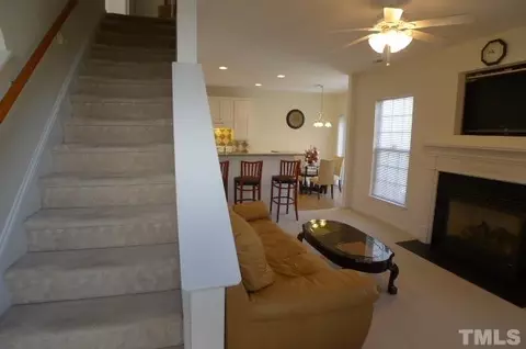 401 Burrell Rd, Durham, NC 27703 photo 4