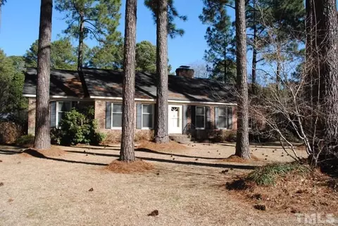 208 W Stevens St, Smithfield, NC 27577 photo 1