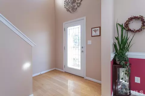 5705 Running Fox Ln, Durham, NC 27703 photo 4