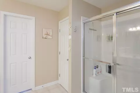 5705 Running Fox Ln, Durham, NC 27703 photo 17