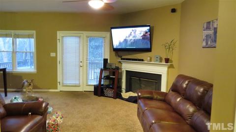 116 Charter Ct, Cary, NC 27511 photo 4