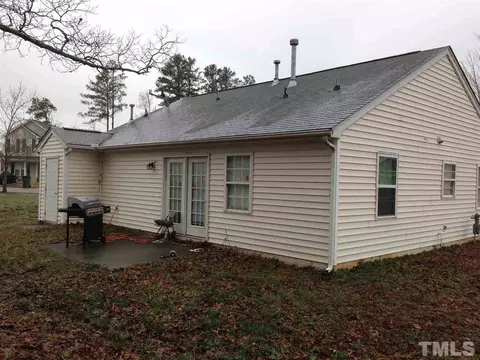 2116 Lime St, Durham, NC 27704 photo 2