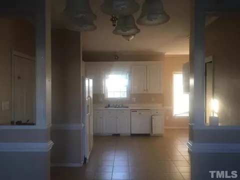 19 Edgecombe Ct, Smithfield, NC 27577 photo 8