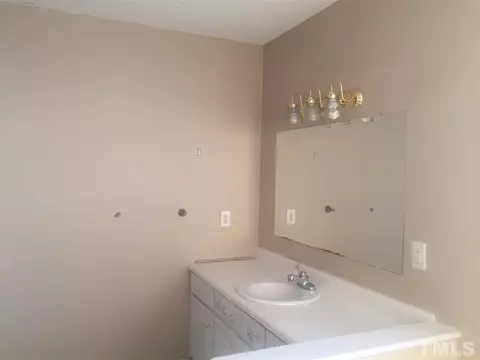 19 Edgecombe Ct, Smithfield, NC 27577 photo 11