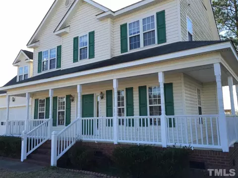 19 Edgecombe Ct, Smithfield, NC 27577 photo 2
