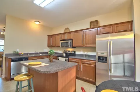 405 Birchrun Dr, Durham, NC 27712 photo 9