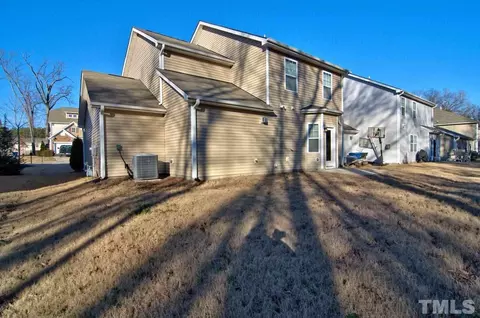 405 Birchrun Dr, Durham, NC 27712 photo 4