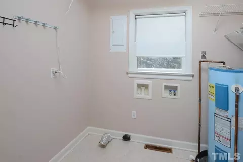 3658 Pineview Cir, Durham, NC 27705 photo 21