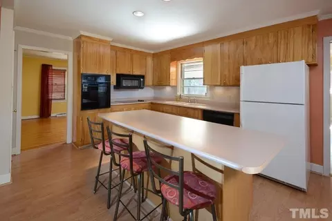 3658 Pineview Cir, Durham, NC 27705 photo 8