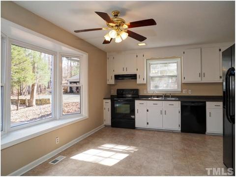 7011 Windover Dr, Durham, NC 27712 photo 4