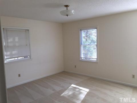 1810 Cannon Dr, Durham, NC 27705 photo 9