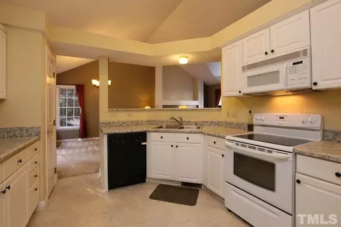 504 Chadbourne Dr, Durham, NC 27703 photo 14