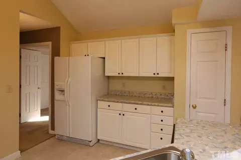 504 Chadbourne Dr, Durham, NC 27703 photo 15