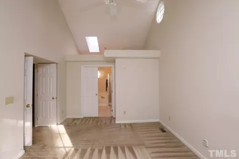 504 Chadbourne Dr, Durham, NC 27703 photo 16