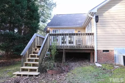 504 Chadbourne Dr, Durham, NC 27703 photo 3
