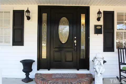 234 Oliver St, Pine Level, NC 27568 photo 4