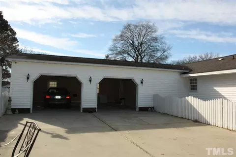 234 Oliver St, Pine Level, NC 27568 photo 22