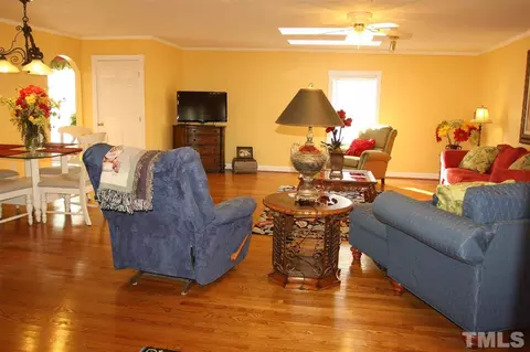 234 Oliver St, Pine Level, NC 27568 photo 7