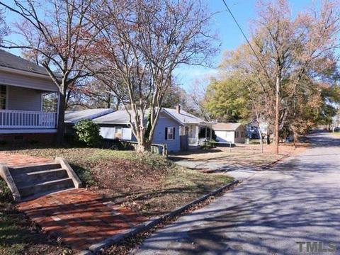 407 N Maple St, Durham, NC 27703 photo 2