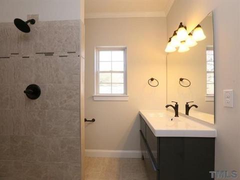 407 N Maple St, Durham, NC 27703 photo 15