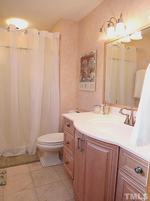 3818 Zenith Pl, Durham, NC 27705 photo 9