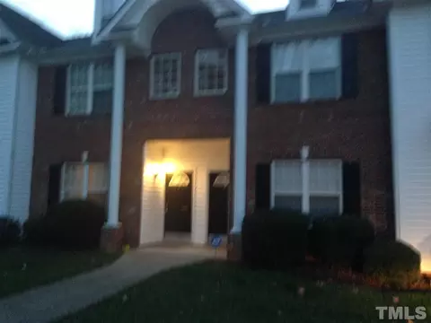 4 Moorefield Ct, Durham, NC 27705 photo 4