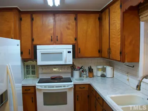 2805 E Geer St, Durham, NC 27704 photo 10