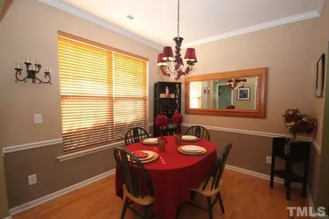 970 Cinnamon Dr, Durham, NC 27713 photo 2