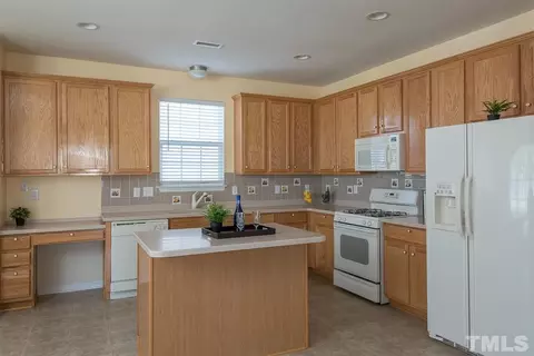 5507 Bennington Park Dr, Durham, NC 27703 photo 8
