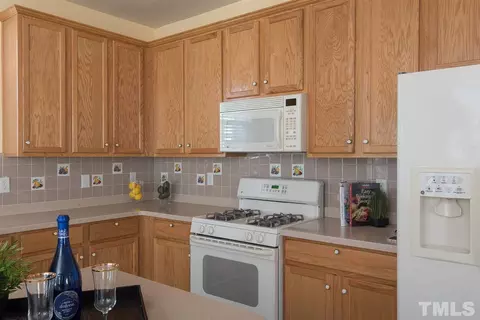5507 Bennington Park Dr, Durham, NC 27703 photo 9
