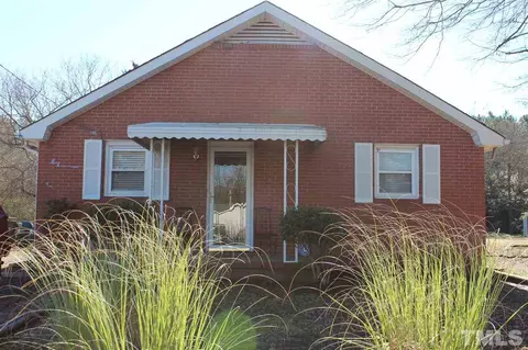 819 Pleasant Dr, Durham, NC 27703 photo 1