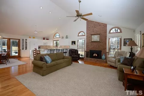 2544 Burton Rd, Durham, NC 27704 photo 4