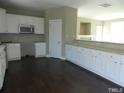 233 Burrage Dr, Angier, NC 27501 photo 2