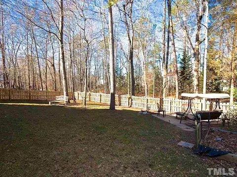1408 Big Leaf Loop, Apex, NC 27502 photo 2