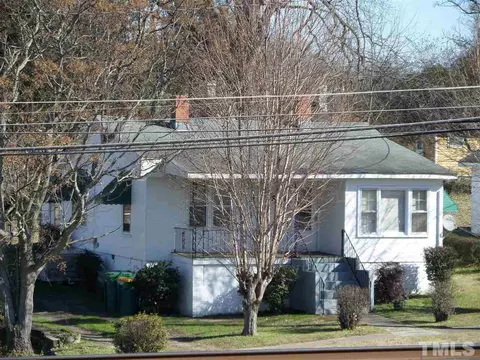 304 E Front St, Clayton, NC 27520 photo 1