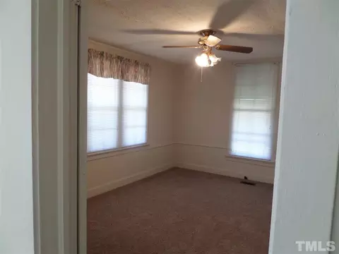 304 E Front St, Clayton, NC 27520 photo 7