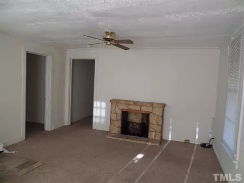 304 E Front St, Clayton, NC 27520 photo 5