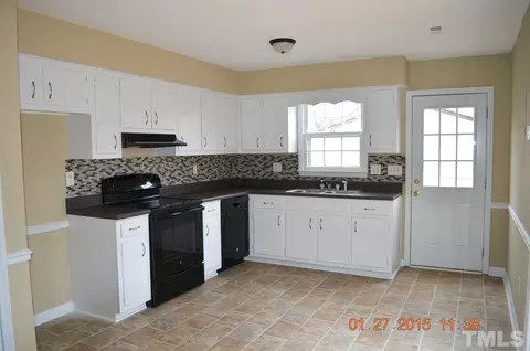 201 Bournemouth Ln, Garner, NC 27529 photo 5
